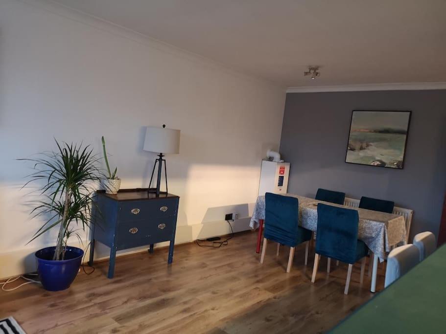 2 Bed Flat, Bounds Green, Piccadilly Line, London N11 Londres Exterior foto