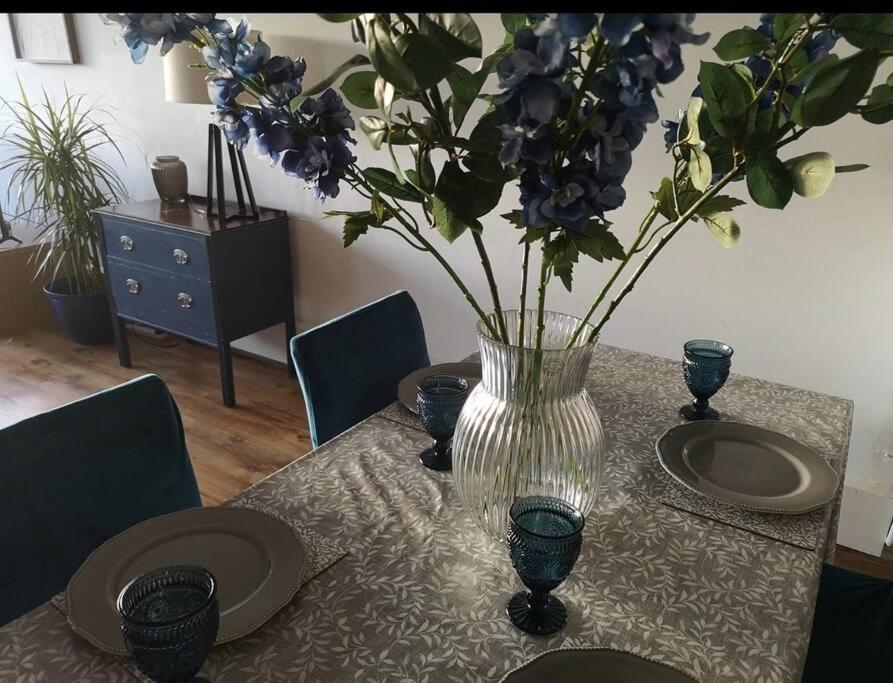 2 Bed Flat, Bounds Green, Piccadilly Line, London N11 Londres Exterior foto