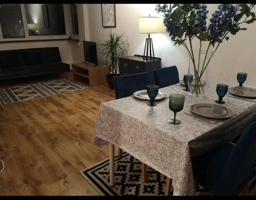 2 Bed Flat, Bounds Green, Piccadilly Line, London N11 Londres Exterior foto