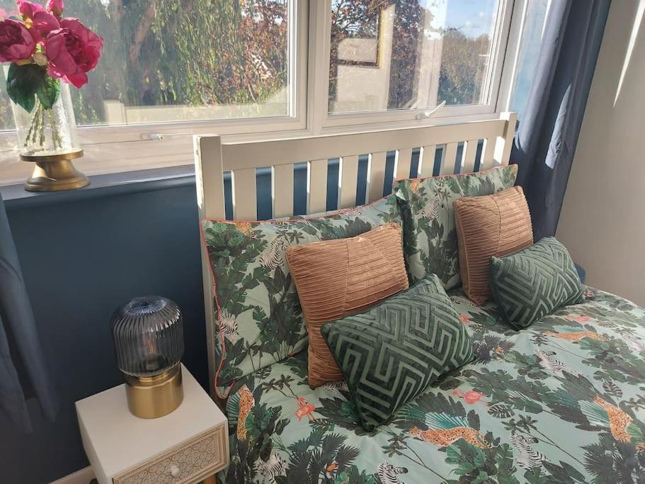 2 Bed Flat, Bounds Green, Piccadilly Line, London N11 Londres Exterior foto